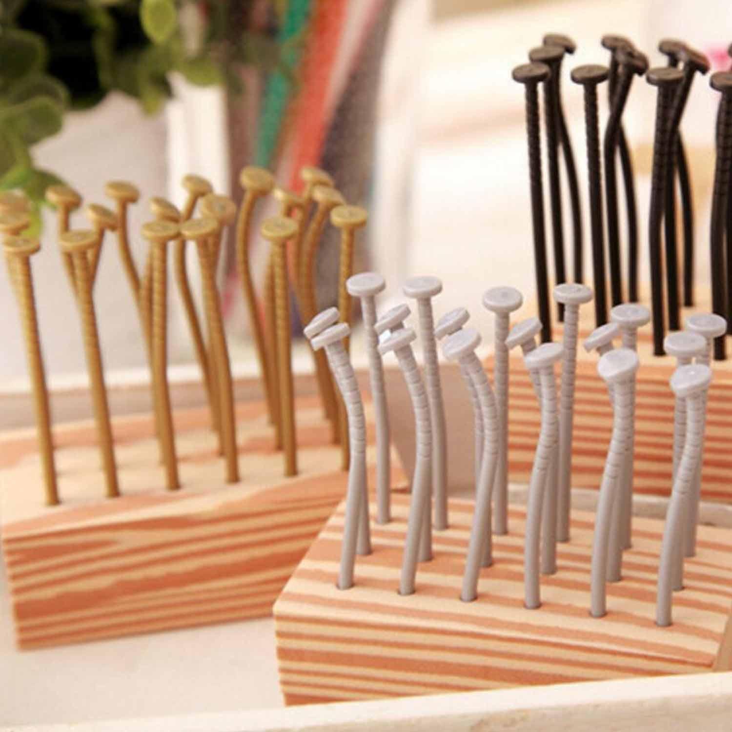 Funky Golden Nails Part Picks (Pack of 18)