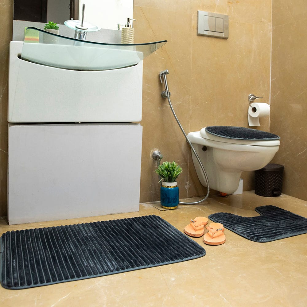 Luxe Dark Gray High Stripes 3 Piece Bathroom Mats Set (L-80 x W-50 cms)