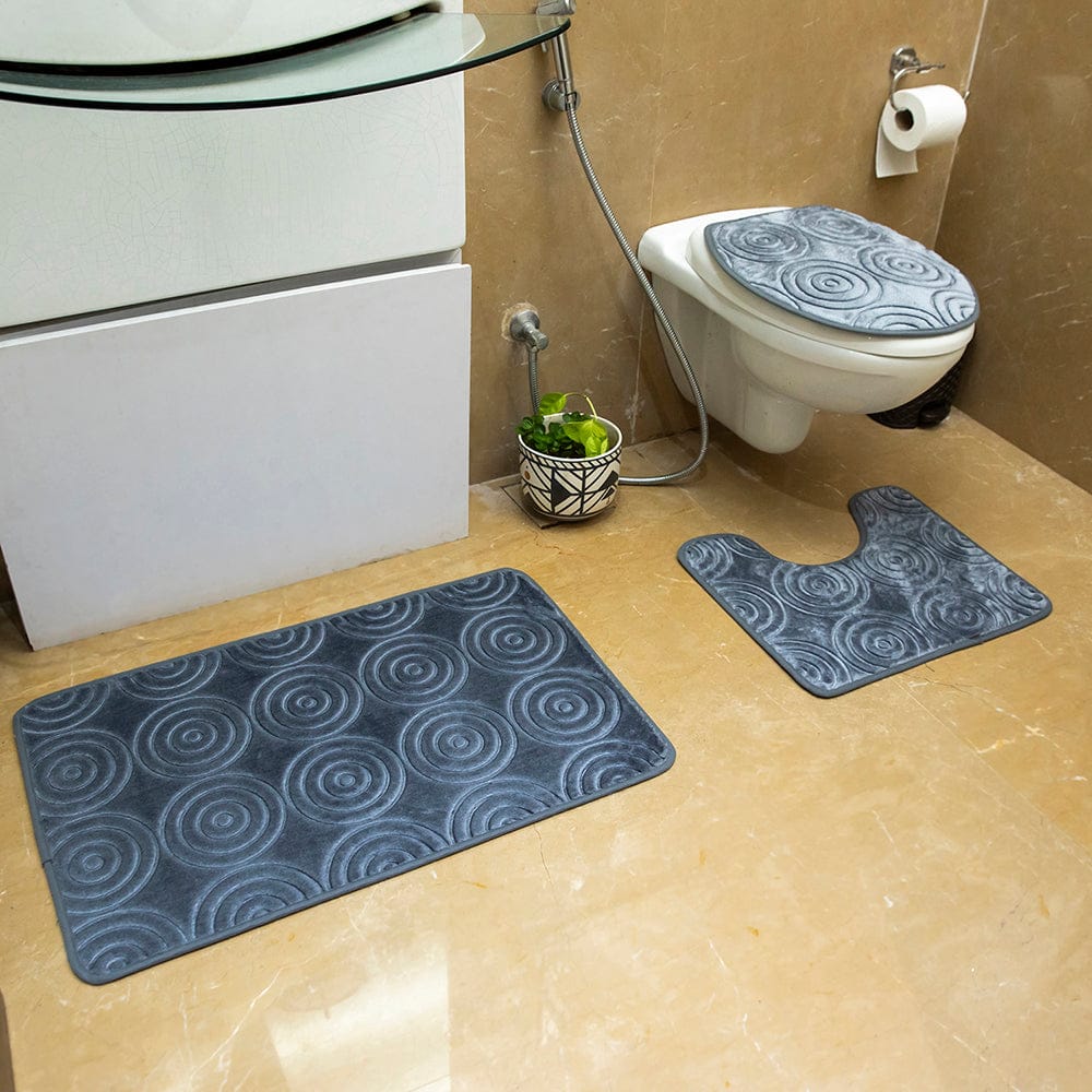 Luxe Circles Rashe Emboss 3 Piece Bathroom Mats Set (L-80 x W-50 cms) - Oxford Gray