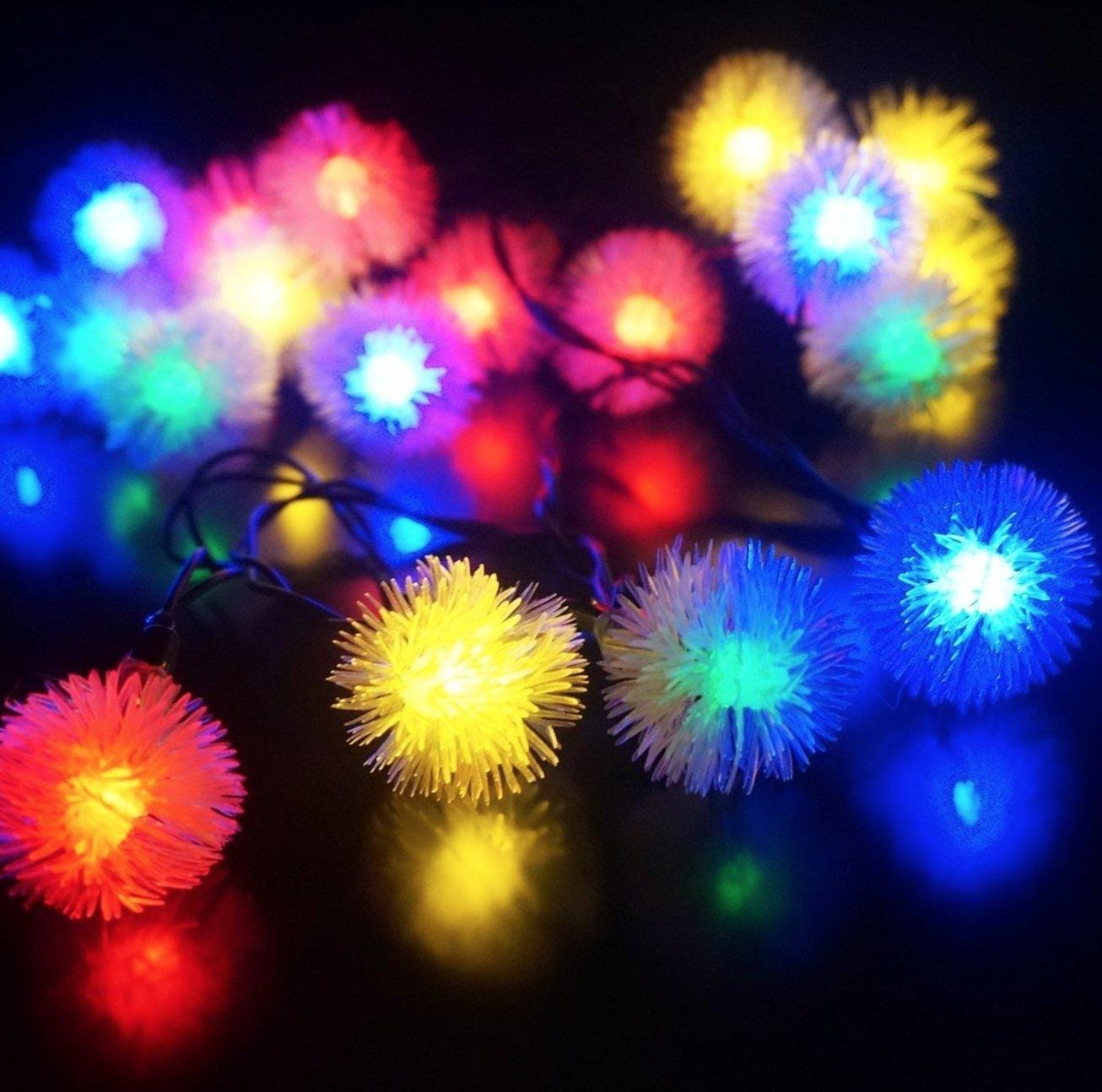 Pom Pom PE Light String with 20 White PomPoms & Multicolor LED Lights (2.25 m)