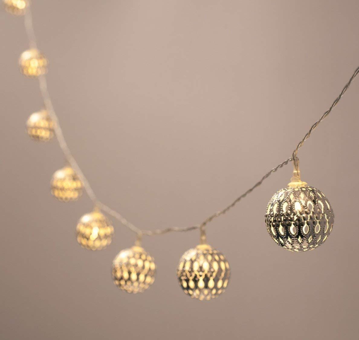 Morrocan Balls Metal Light String with 10 Silver Ball & White LED Lights (1.3 m)
